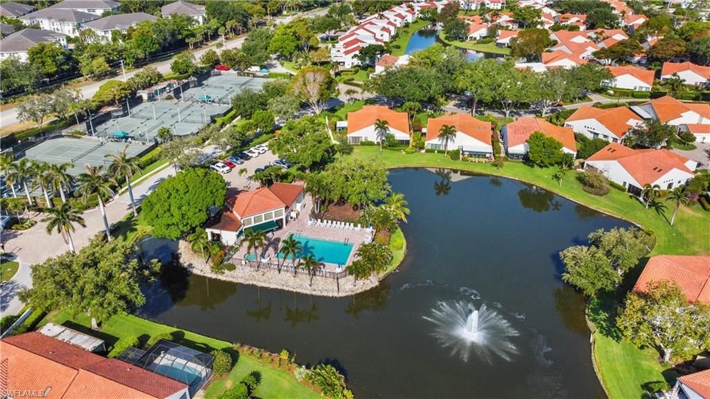 565 Beachwalk Cir, Unit T-102, Naples, FL 34108 Photo