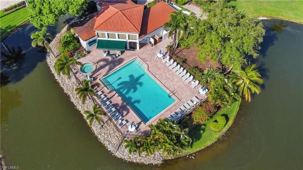 565 Beachwalk Cir, Unit T-102, Naples, FL 34108 Photo