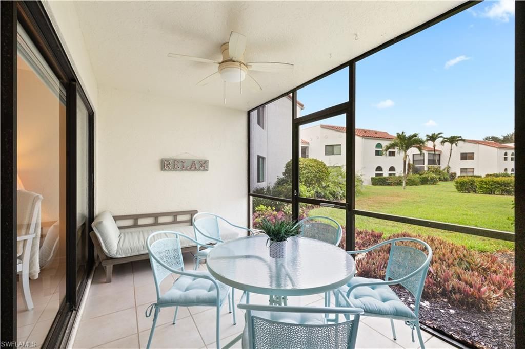 565 Beachwalk Cir, Unit T-102, Naples, FL 34108 Photo