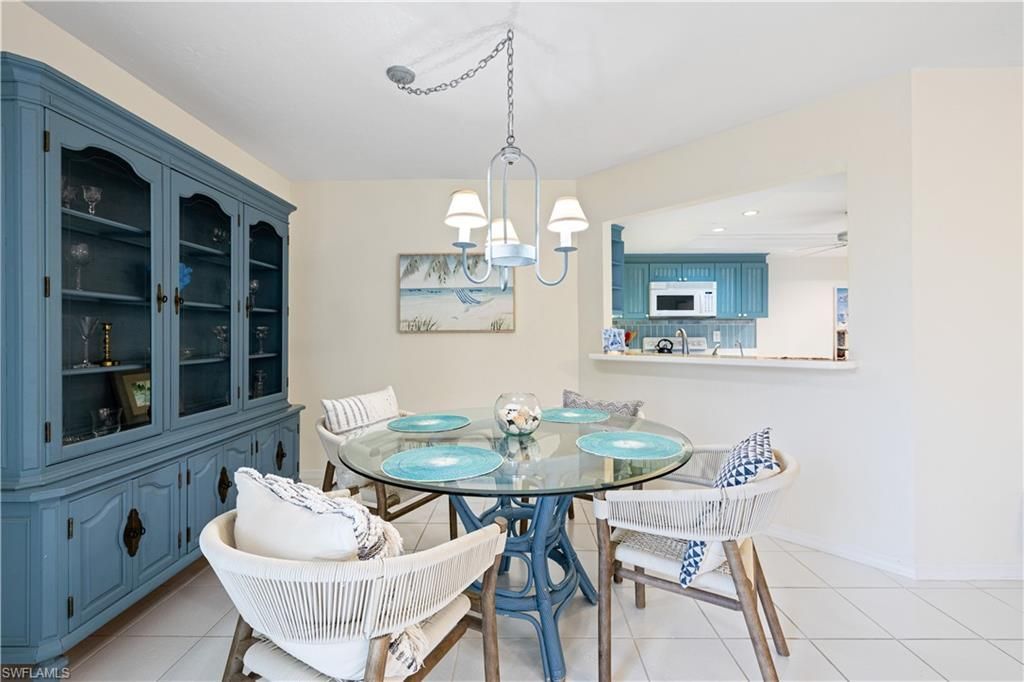 565 Beachwalk Cir, Unit T-102, Naples, FL 34108 Photo