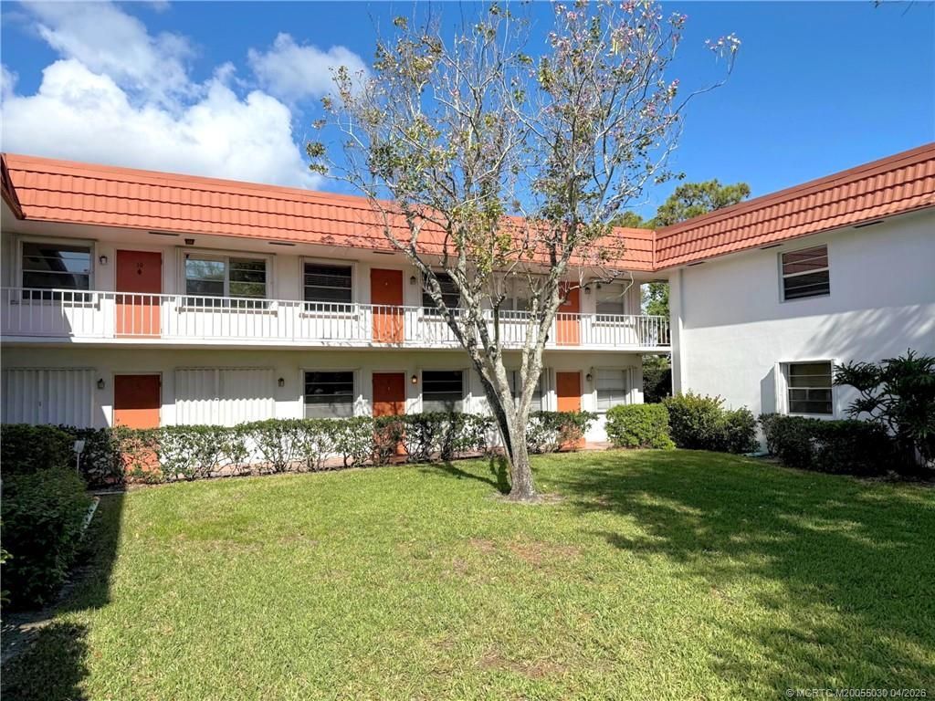 2600 SE Ocean Boulevard, Unit II11, Stuart, FL 34996 Photo