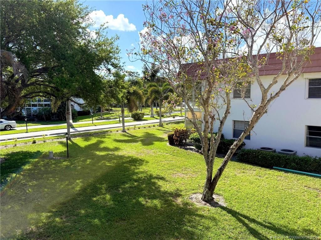 2600 SE Ocean Boulevard, Unit II11, Stuart, FL 34996 Photo