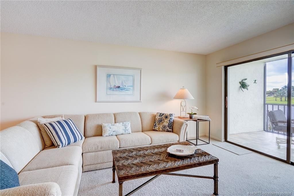 5593 NE Gulfstream Way, Stuart, FL 34996 Photo