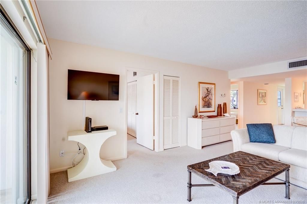 5593 NE Gulfstream Way, Stuart, FL 34996 Photo