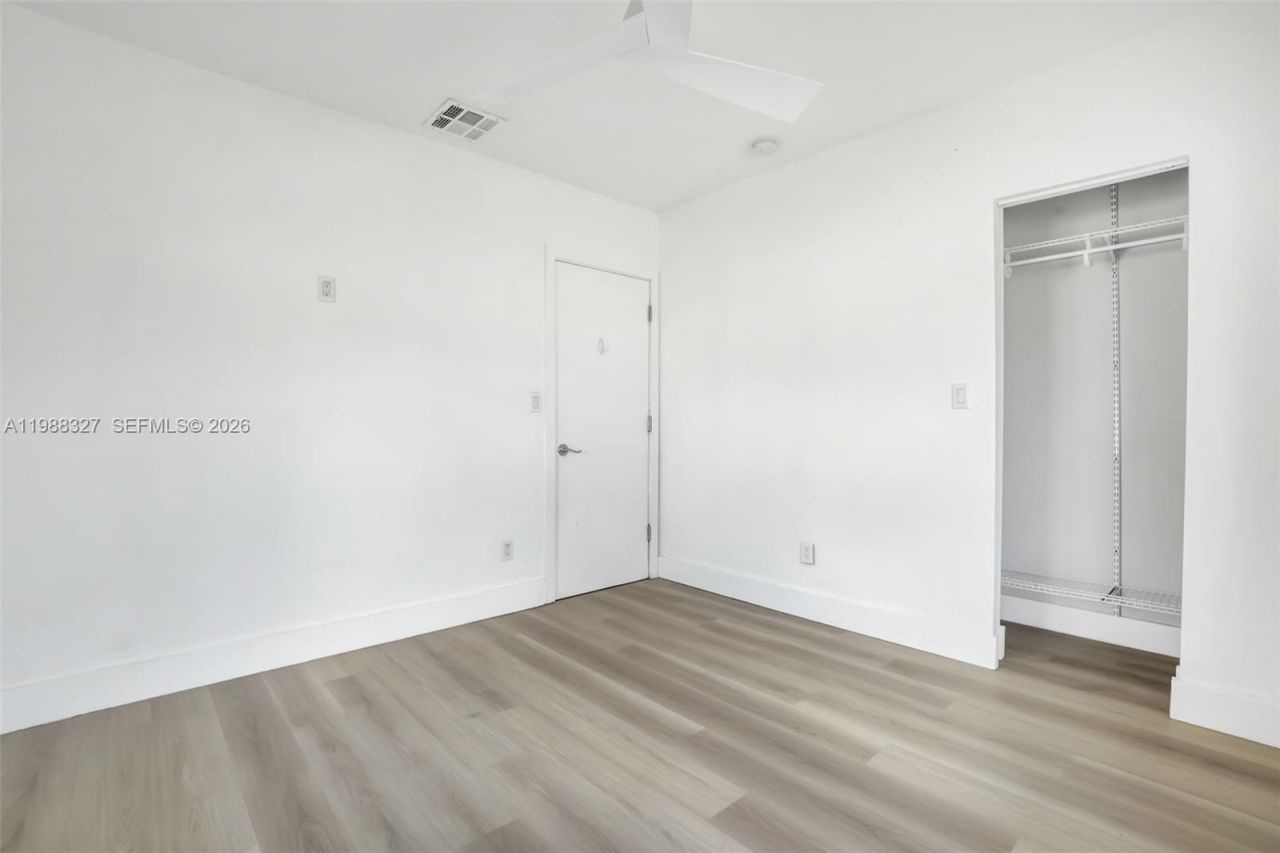 14520 Carver Dr, Miami, FL 33176 Photo