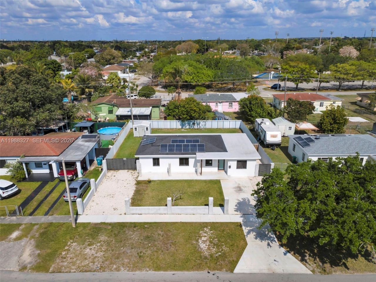 14520 Carver Dr, Miami, FL 33176 Photo