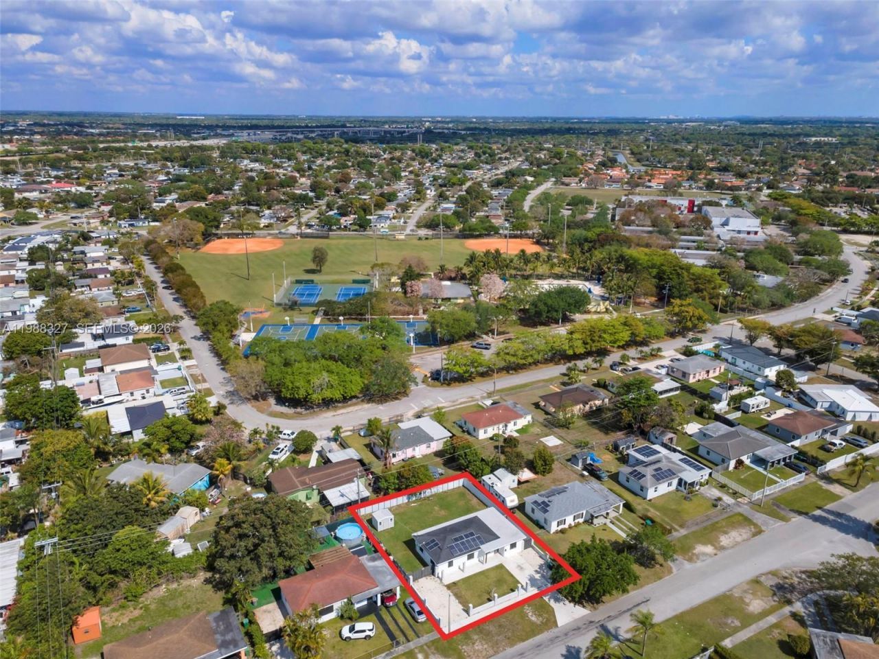 14520 Carver Dr, Miami, FL 33176 Photo