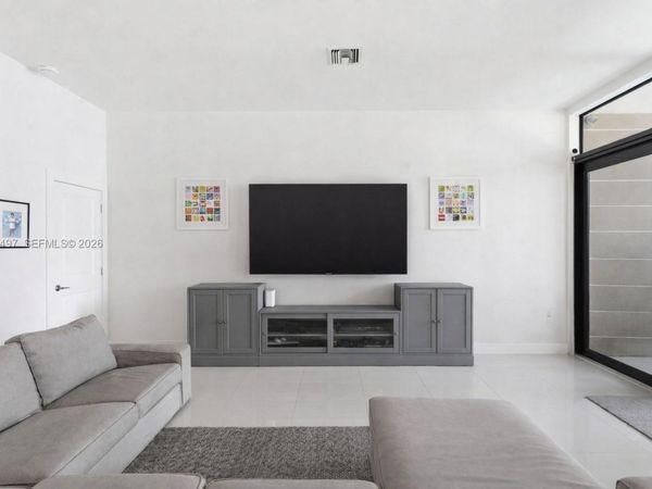 3407 Day Ave, Unit 3407, Miami, FL 33133