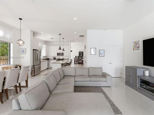 3407 Day Ave , Unit 3407, Miami, FL 33133