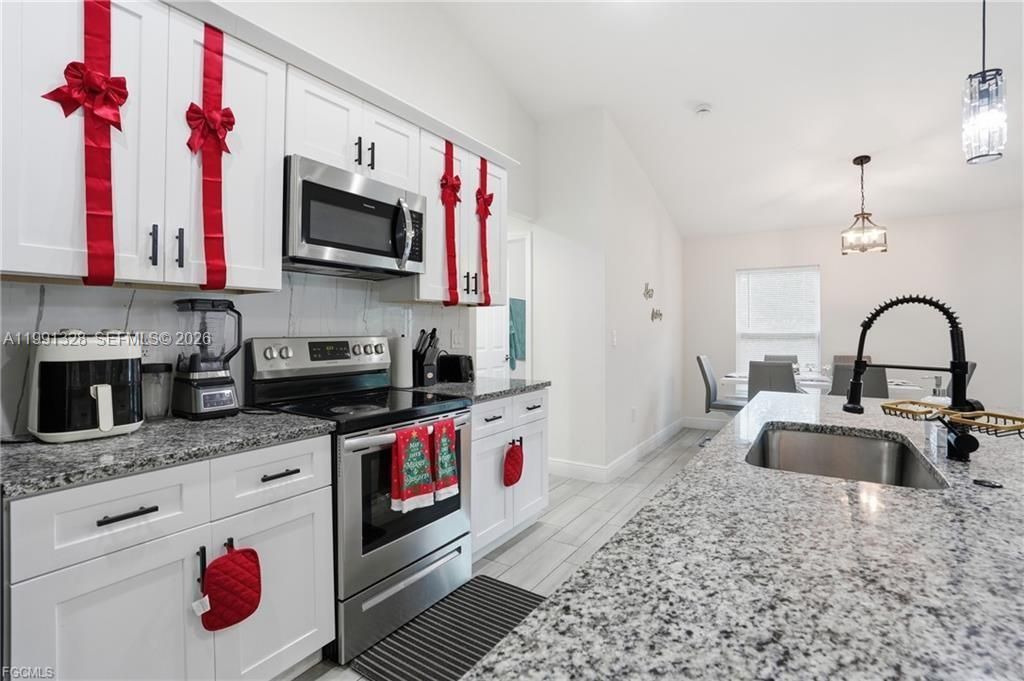 1013 Atherton Ave, Lehigh Acres, FL 33971 Photo