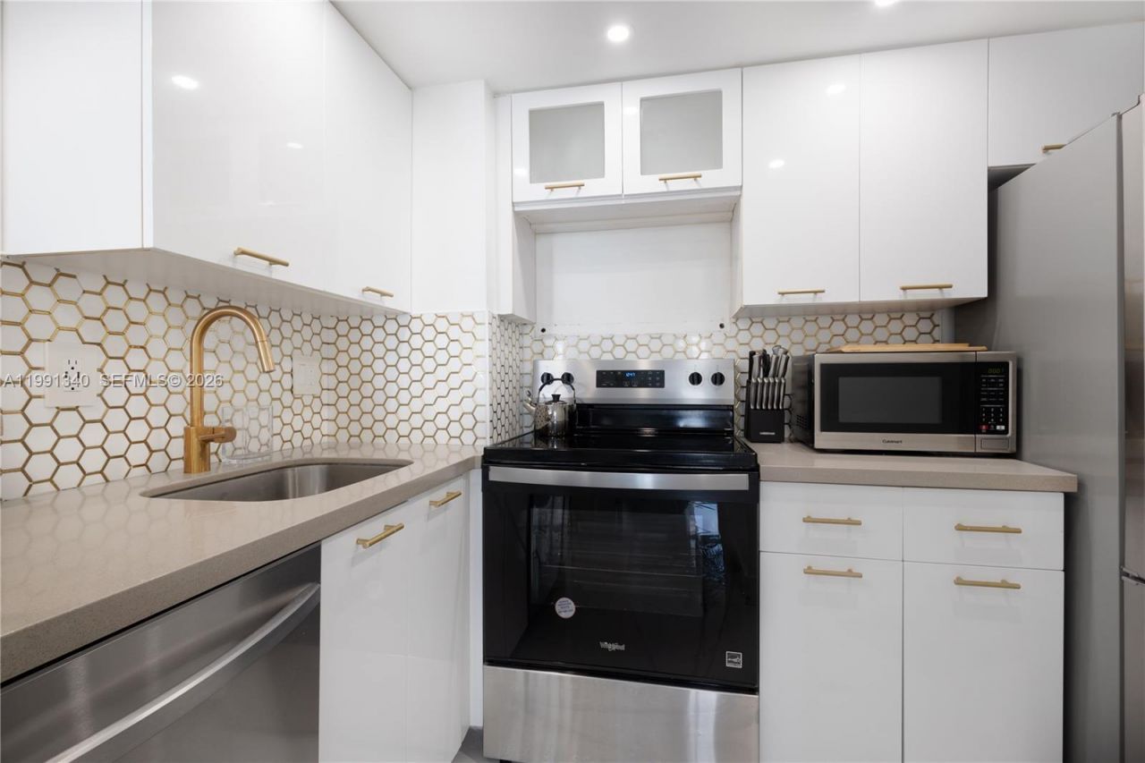 770 Claughton Island Dr, Unit 1610, Miami, FL 33131 Photo