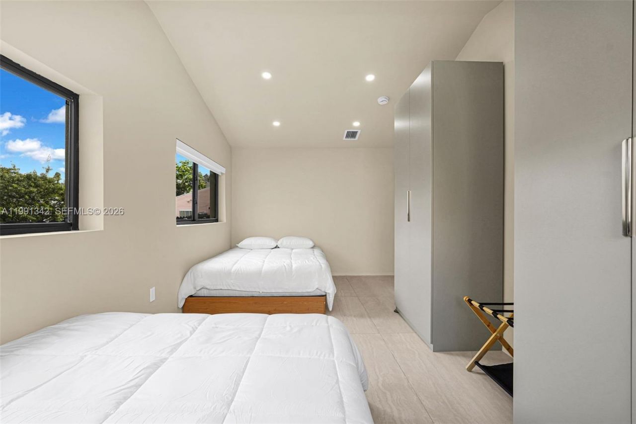 4721 NW 6th Ave , Miami, FL 33127 Photo