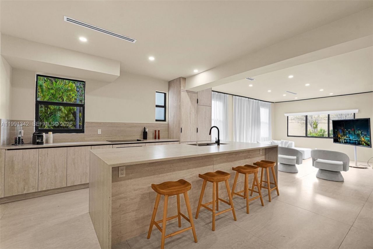 4721 NW 6th Ave , Miami, FL 33127 Photo