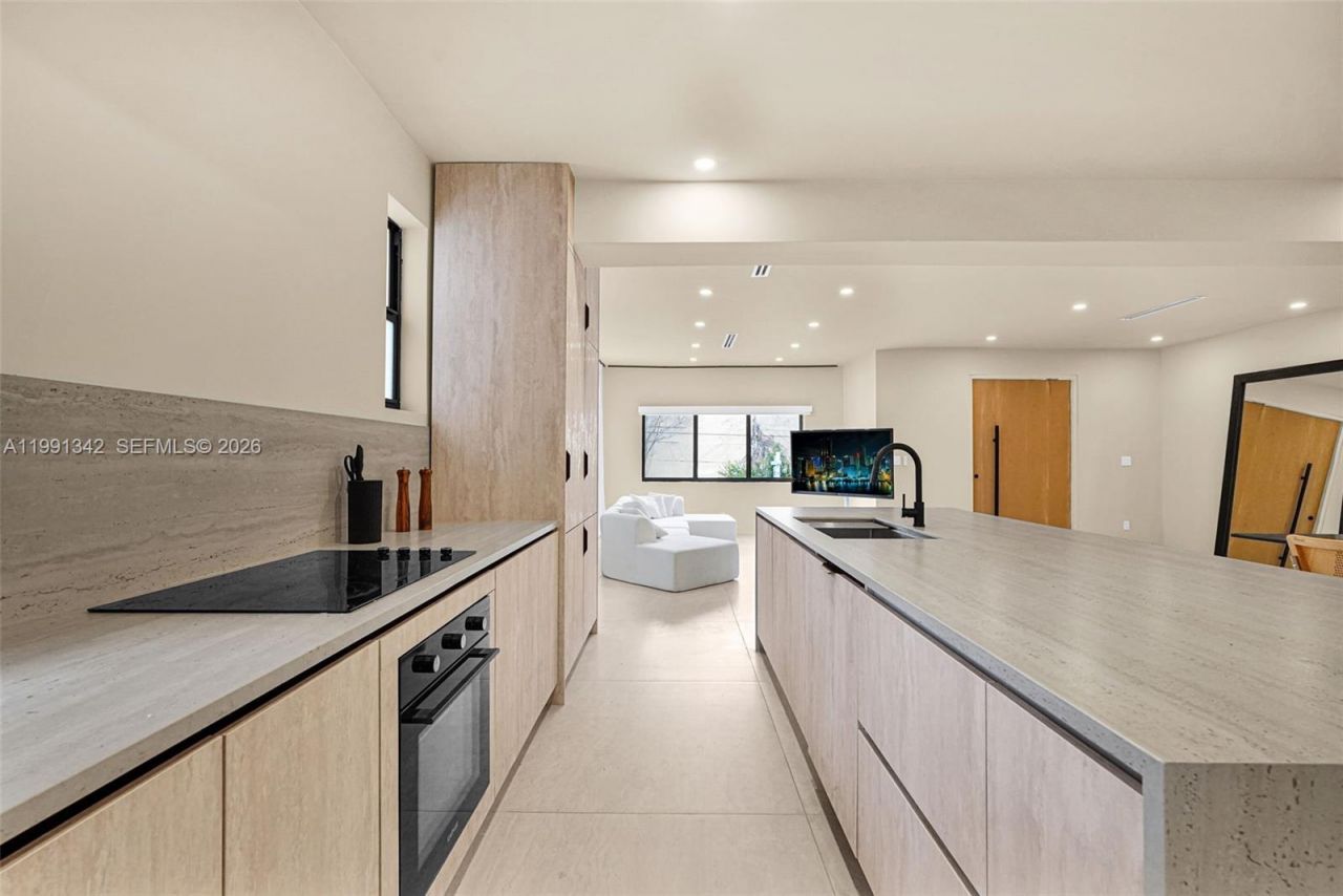 4721 NW 6th Ave , Miami, FL 33127 Photo