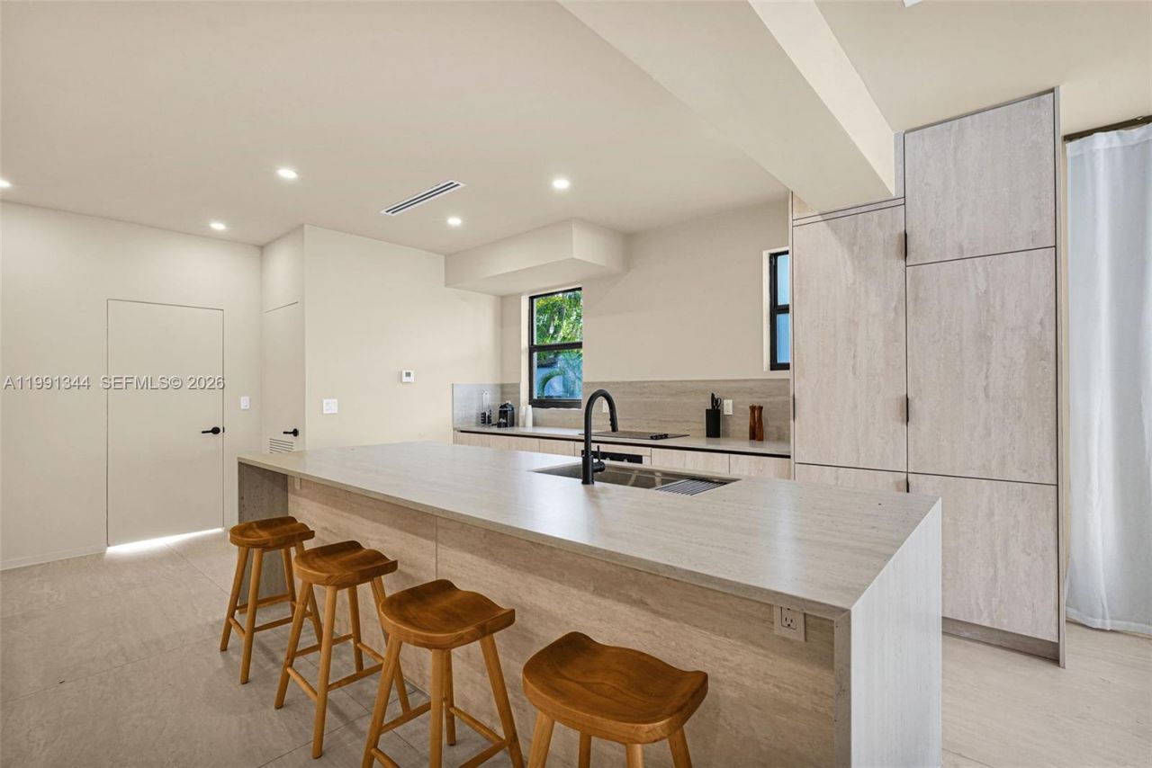 4721 NW 6th Ave , Miami, FL 33127 Photo