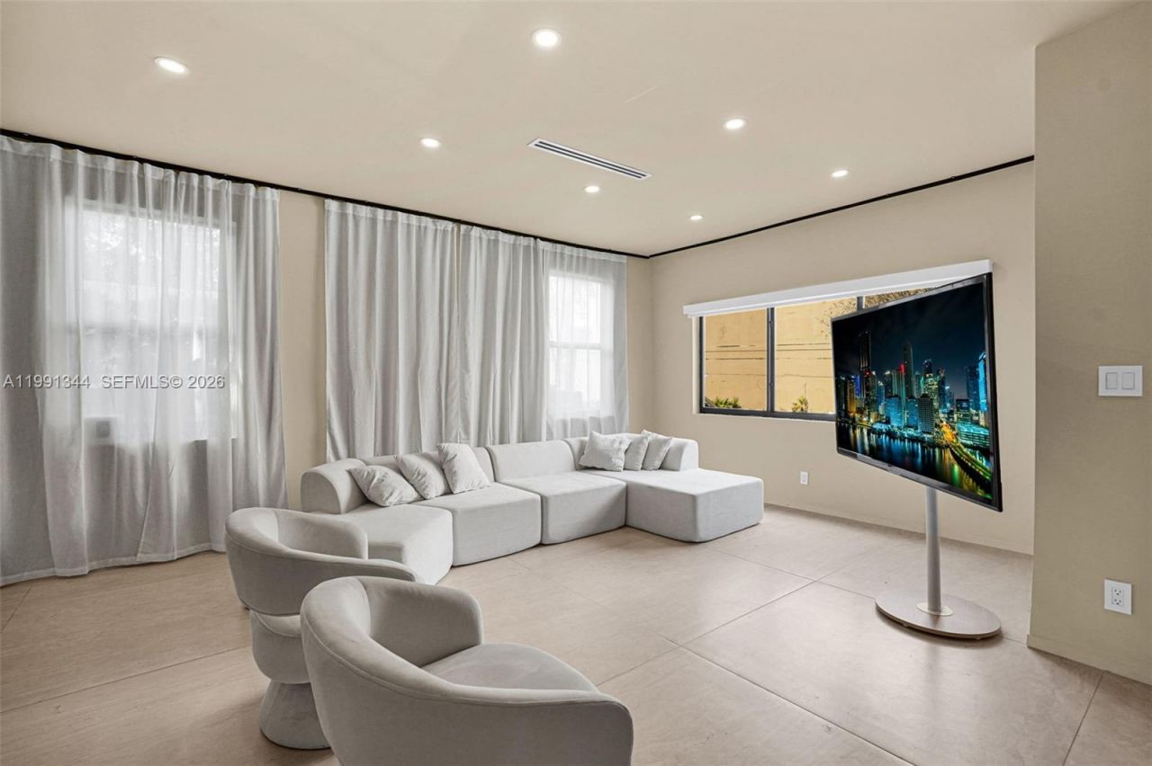 4721 NW 6th Ave , Miami, FL 33127 Photo