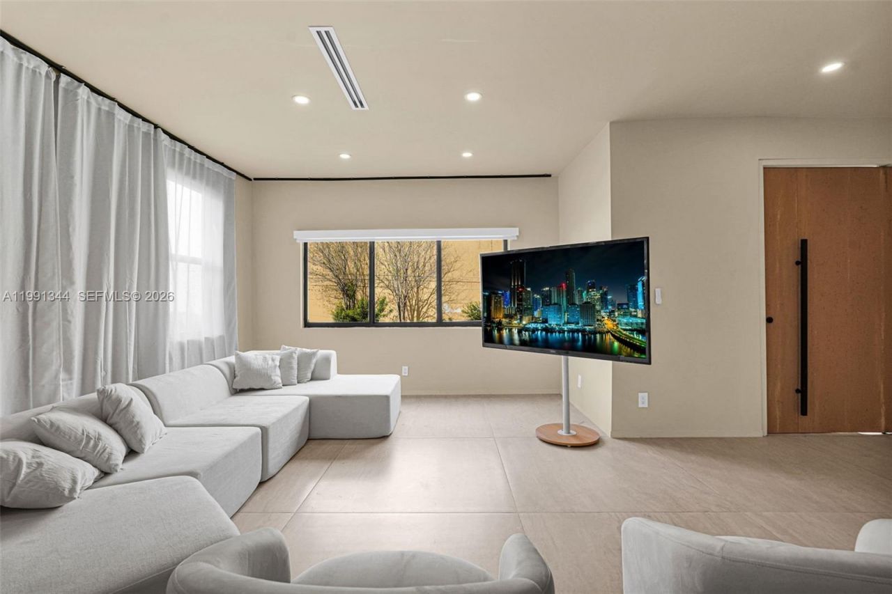 4721 NW 6th Ave , Miami, FL 33127 Photo