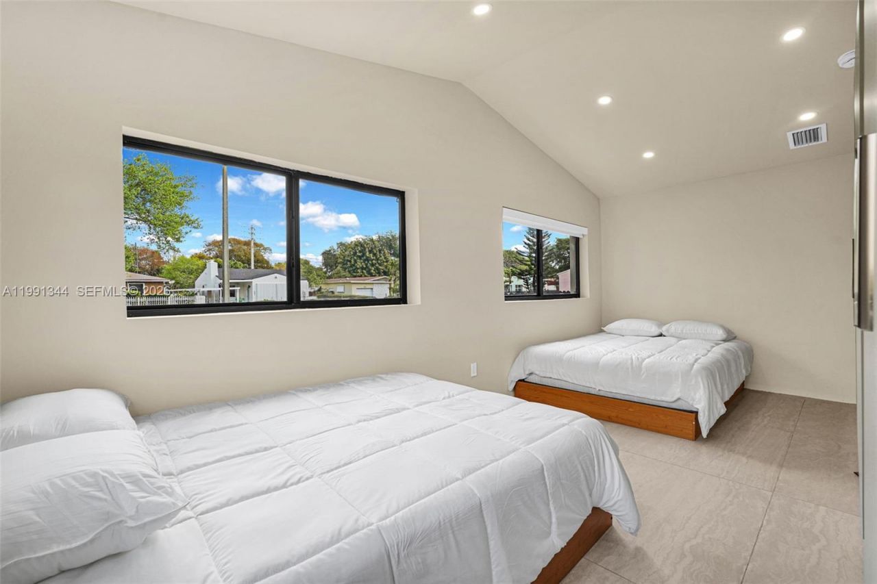 4721 NW 6th Ave , Miami, FL 33127 Photo