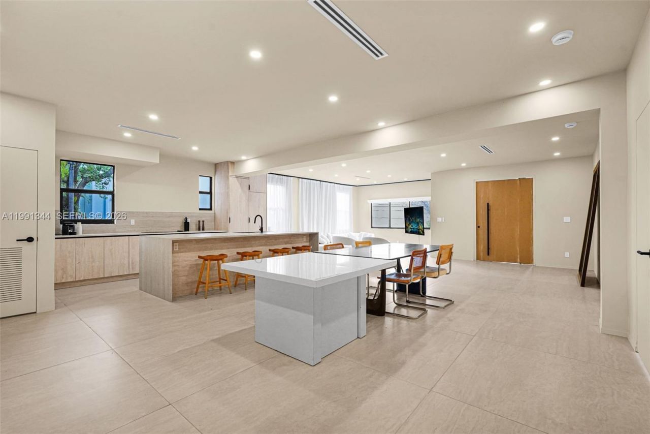 4721 NW 6th Ave , Miami, FL 33127 Photo