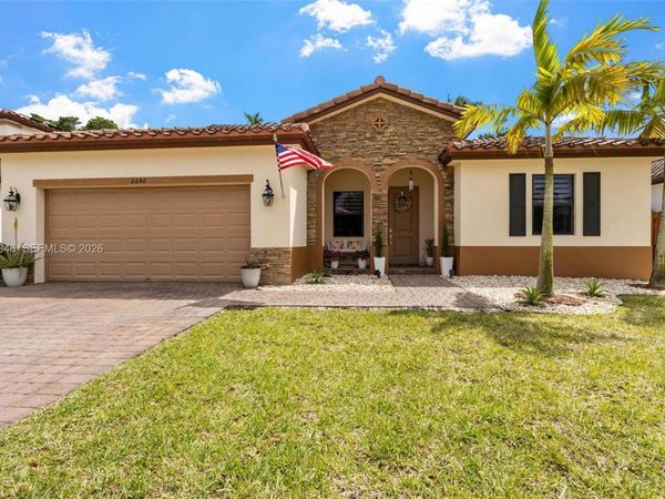 2642 SE 3rd St, Homestead, FL 33033