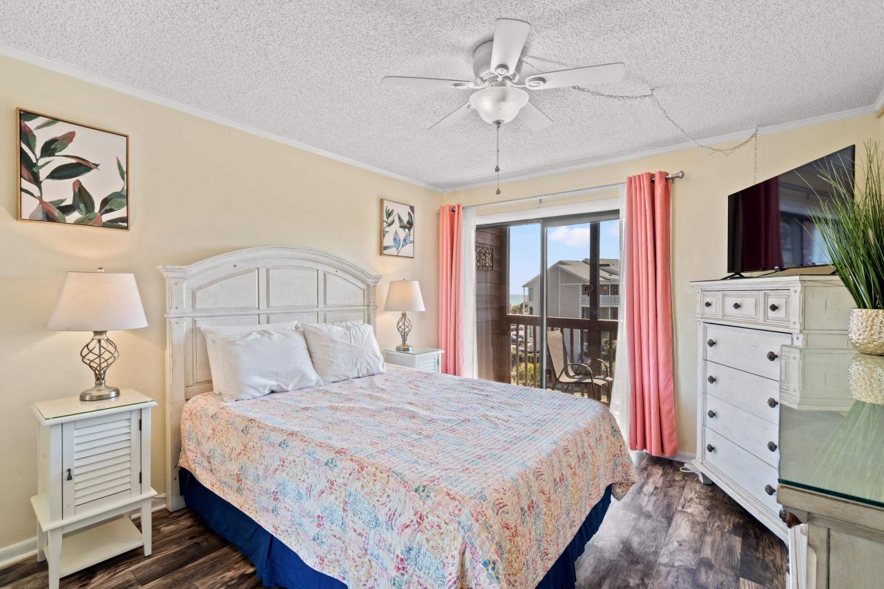 207 North Ocean Blvd. Photo 16