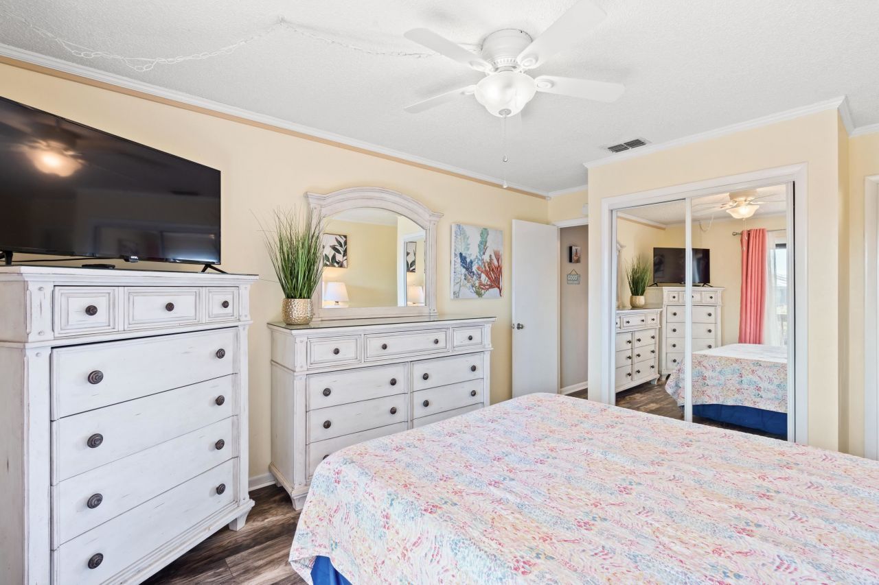 207 North Ocean Blvd. Photo 18