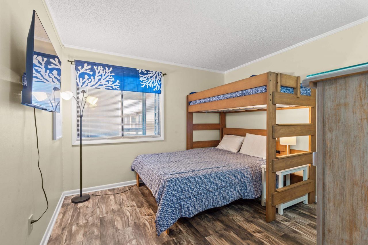 207 North Ocean Blvd. Photo 22