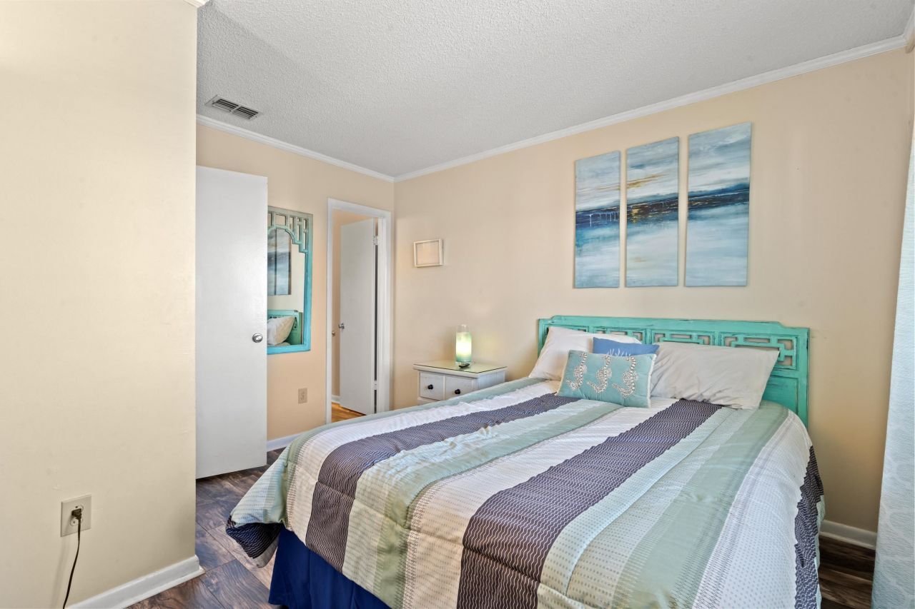 207 North Ocean Blvd. Photo 25