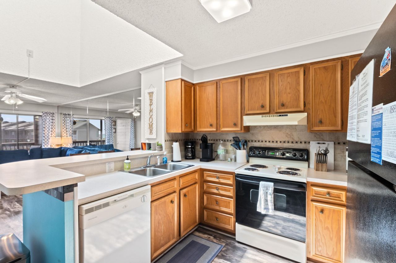 207 North Ocean Blvd. Photo 5