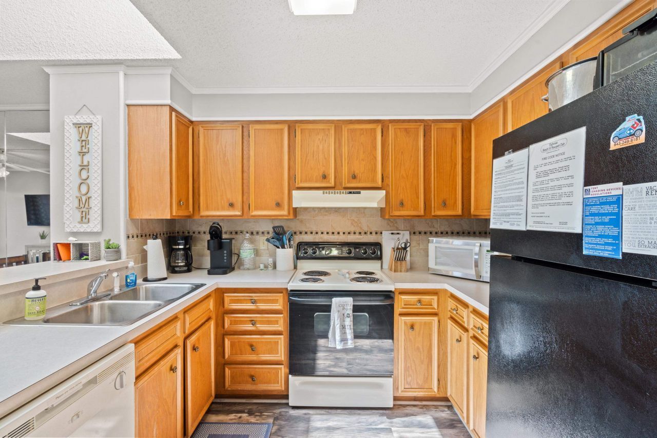 207 North Ocean Blvd. Photo 6