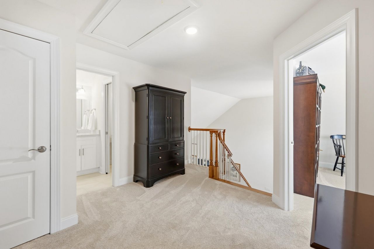 45 Highwood Circle Photo 28