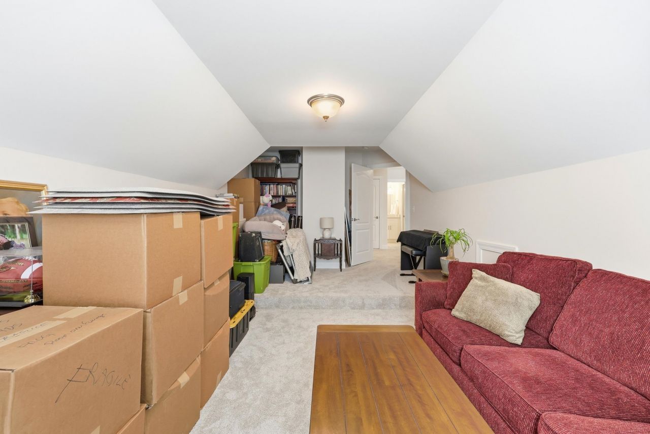 45 Highwood Circle Photo 39