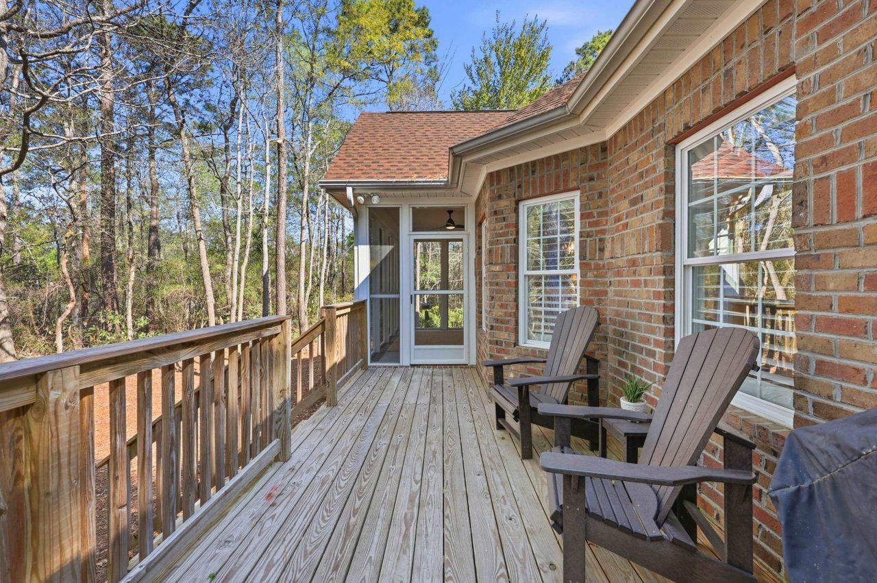 45 Highwood Circle Photo 46