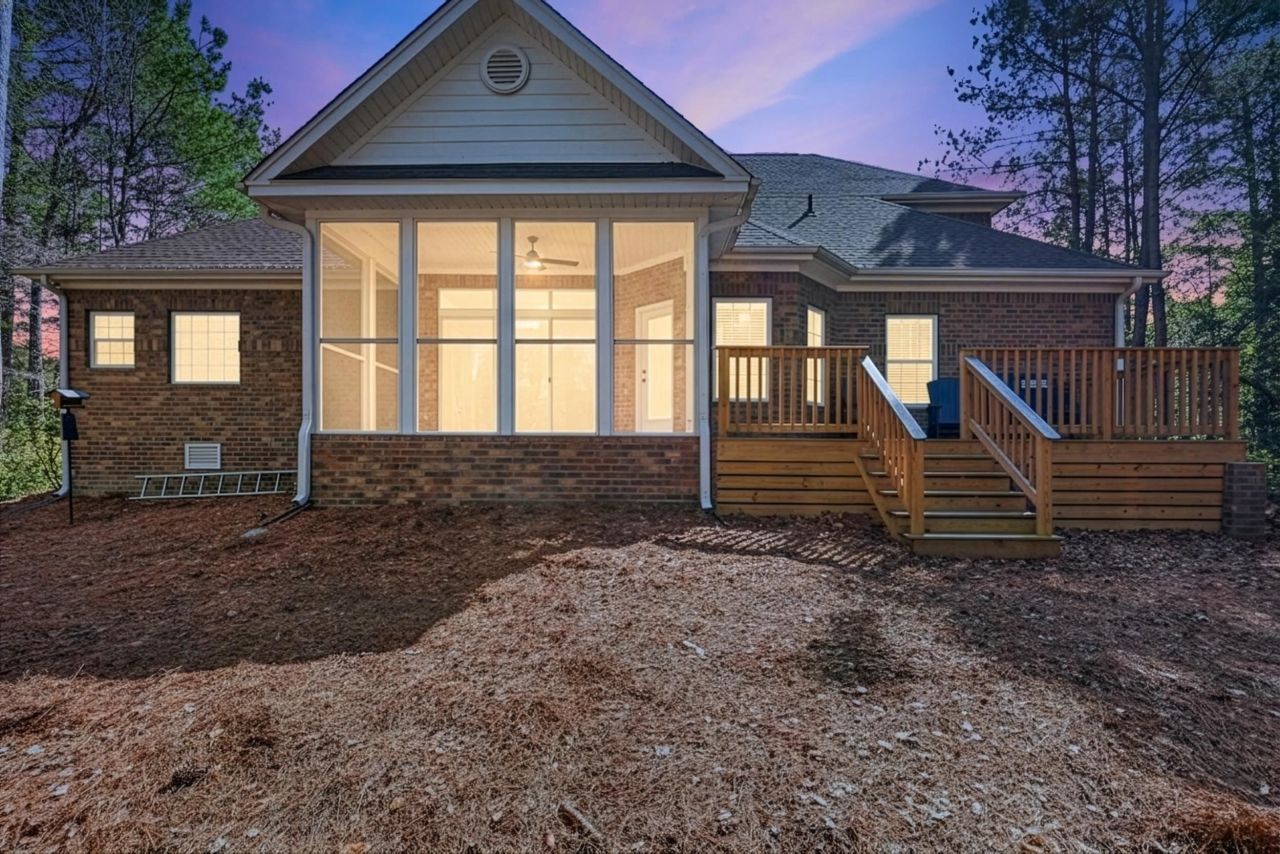 45 Highwood Circle Photo 49