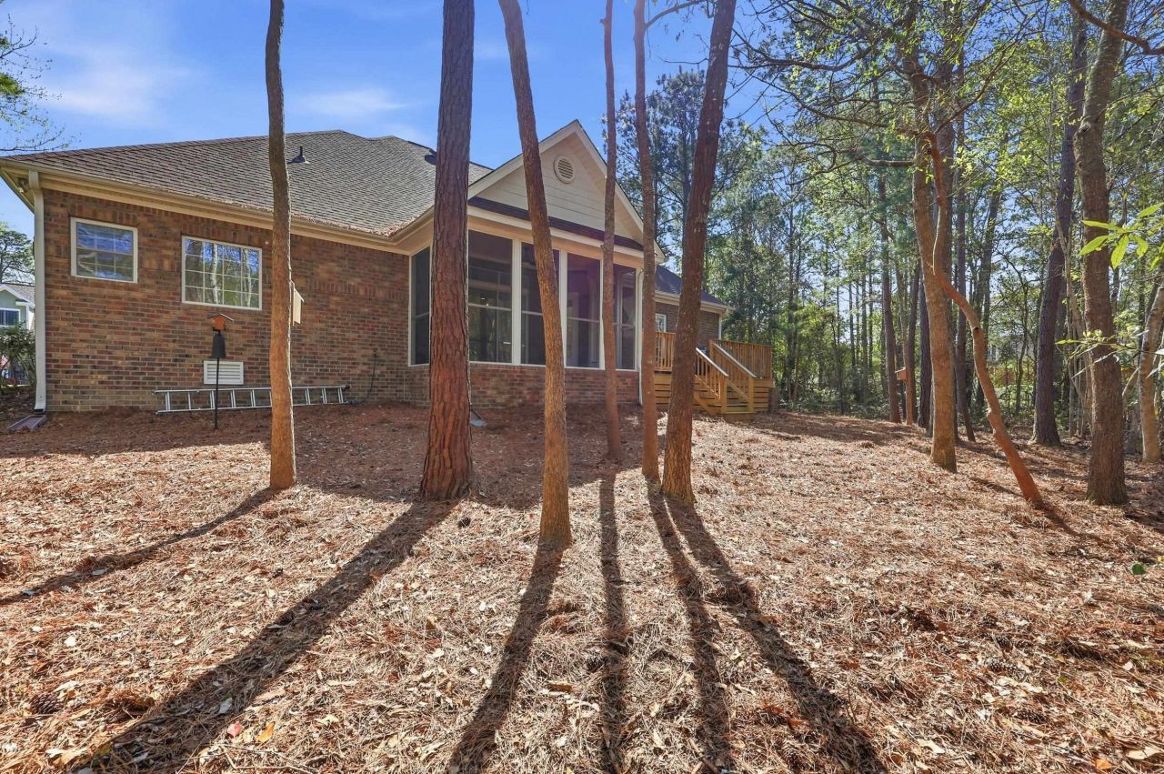 45 Highwood Circle Photo 50