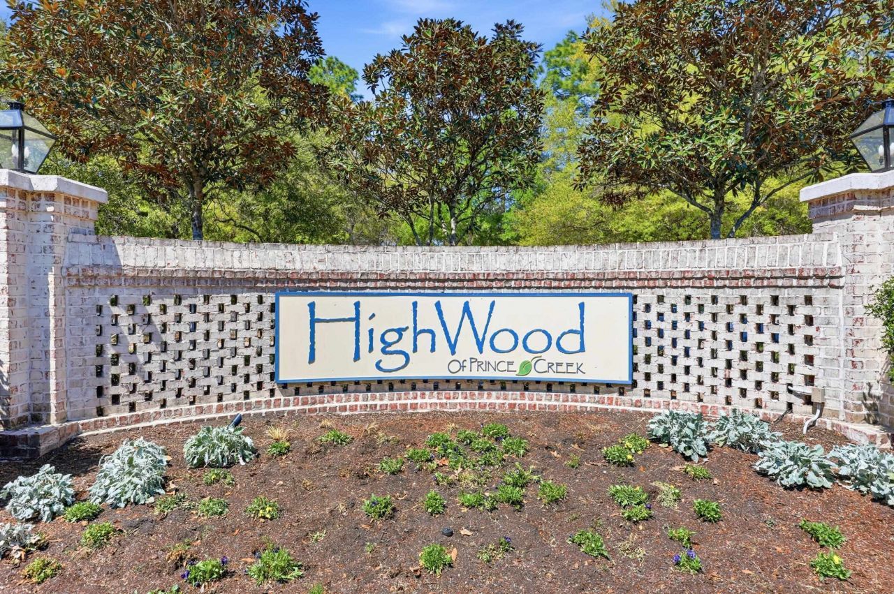 45 Highwood Circle Photo 55