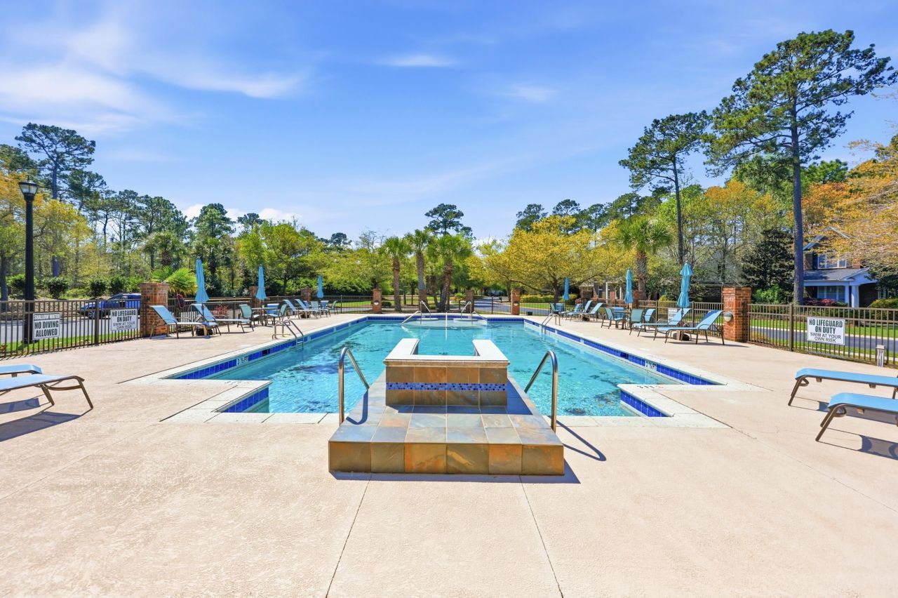 45 Highwood Circle Photo 61