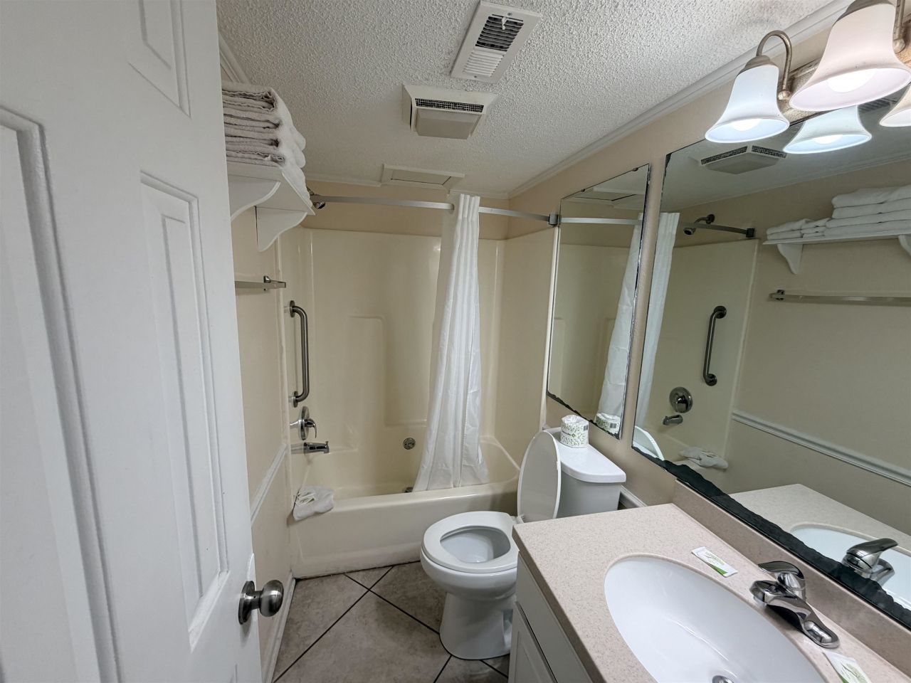 2806 N Ocean Blvd.  Photo 10