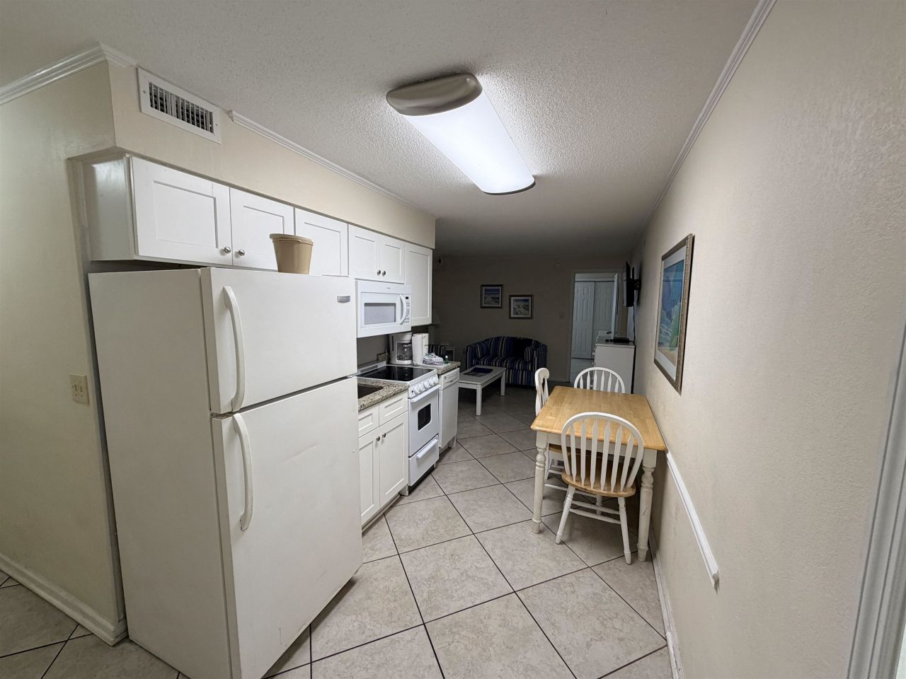 2806 N Ocean Blvd.  Photo 4