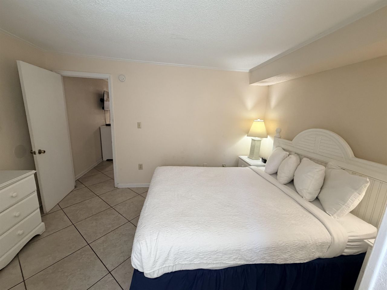 2806 N Ocean Blvd.  Photo 9