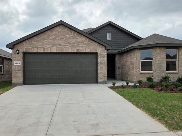 8549 DUNNSTOWN Drive, Fort Worth, TX 76131
