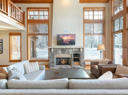 12258 Lookout Loop, Truckee, CA 96161 Photo