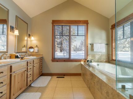 12258 Lookout Loop, Truckee, CA 96161 Photo