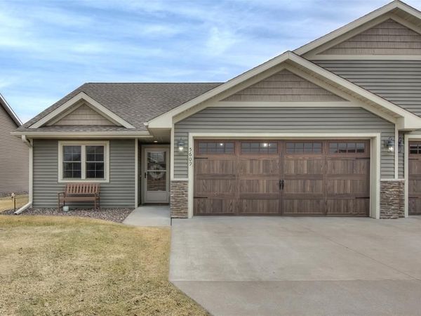 5609 Green Park Drive, Eau Claire, WI 54703