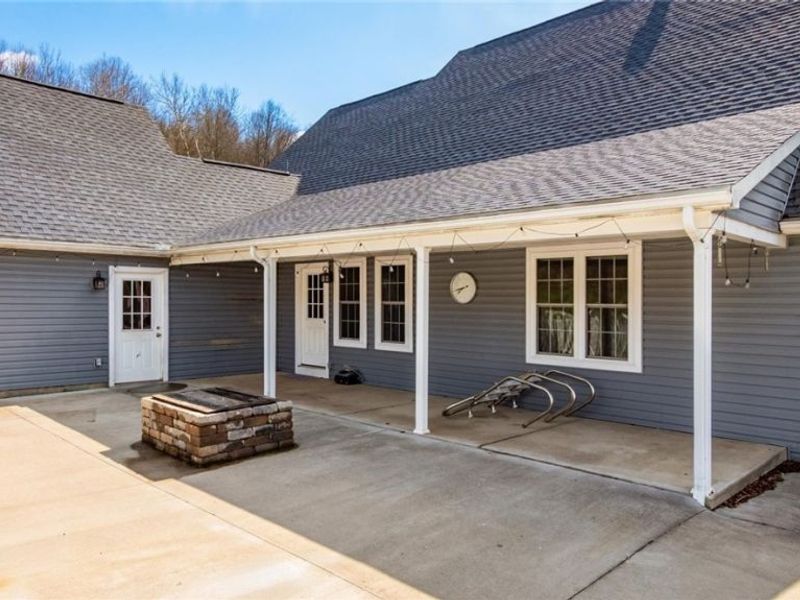 2435 Freedom Lane, Zanesville, OH 43701 Photo 11