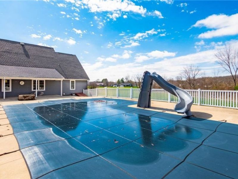 2435 Freedom Lane, Zanesville, OH 43701 Photo 12