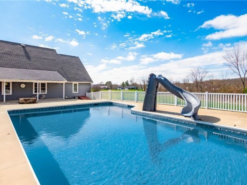 2435 Freedom Lane, Zanesville, OH 43701 Photo 13