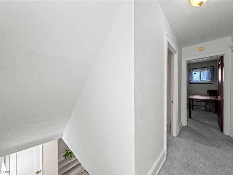 10506 Park Heights Avenue, Garfield Heights, OH 44125 Photo 20