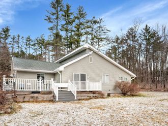 5204 Pillar Way Fort Ann, NY 12827