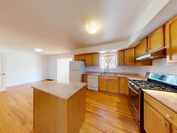 128 North Taylor, Norwalk, CT 06854